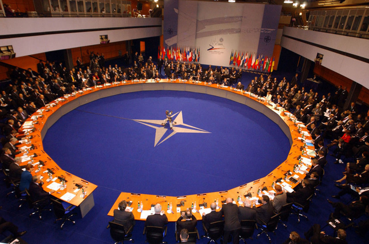 NATO nu vede acum niciun risc serios de escaladare nucleară din partea Rusiei.
