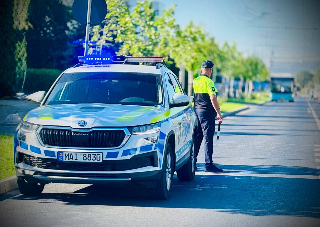 Peste 3.800 de șoferi, documentați pentru încălcări comise în traficul rutier în weekend.