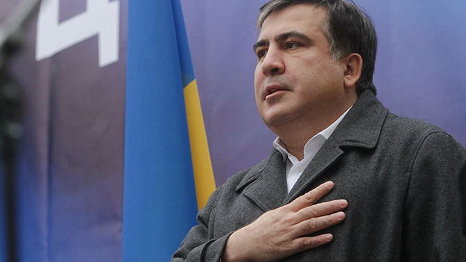 Президент Украины Петр Порошенко дал гражданство Саакашвили в мае 2015 года.