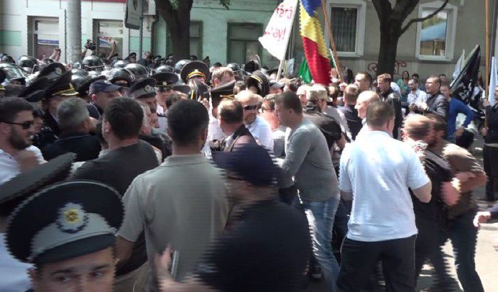 Poliția a identificat doi manifestanți violenți de la Marșul solidarității „Fără Frică”.