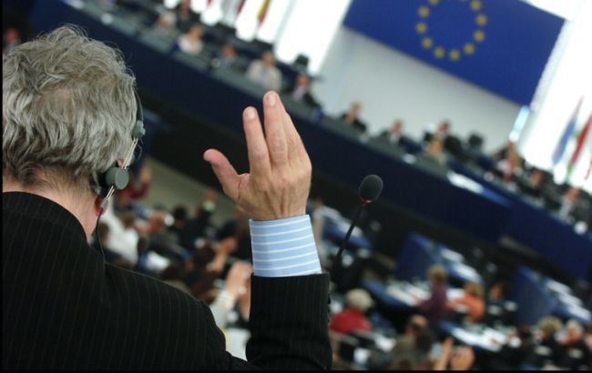 Еврокомиссия выделила Украине € 600 млн на борьбу с последствиями пандемии.