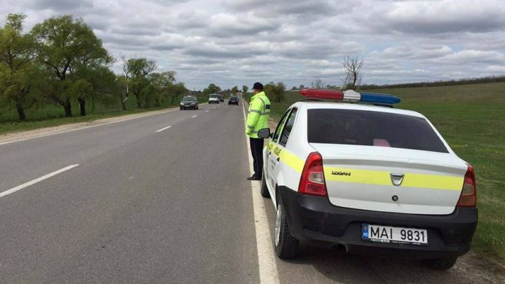 Inspectorii de patrulare activează în mod sporit pe drumurile naționale. Foto: publika.md