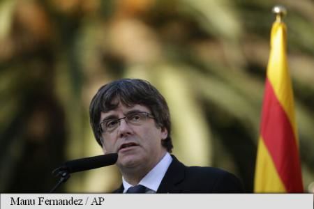 Carles Puigdemont, între ultimatumul Madridului și presiunea aliaților săi separatiști. Foto: AP Photo