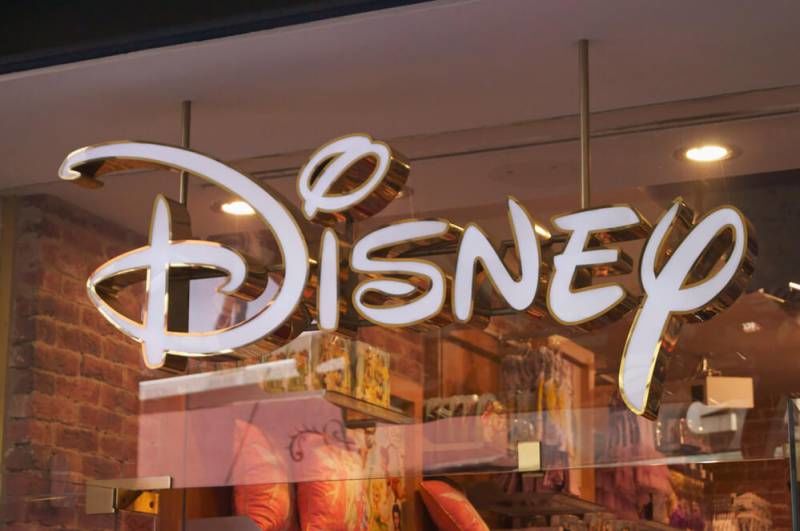 Компания The Walt Disney Company побила мировой рекорд по ежегодным кассовым сборам. 