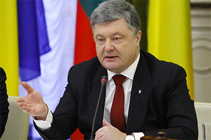 Порошенко отметил, что некоторые жители Донбасса и Крыма смогут получить новые украинские паспорта, которые необходимы для безвизового въезда в ЕС.