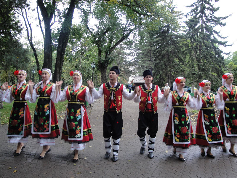 24 сентября в столице пройдет 15-й фестиваль этнических культур "Единство через разнообразие". Фото: bibliobotev.wordpress.com.