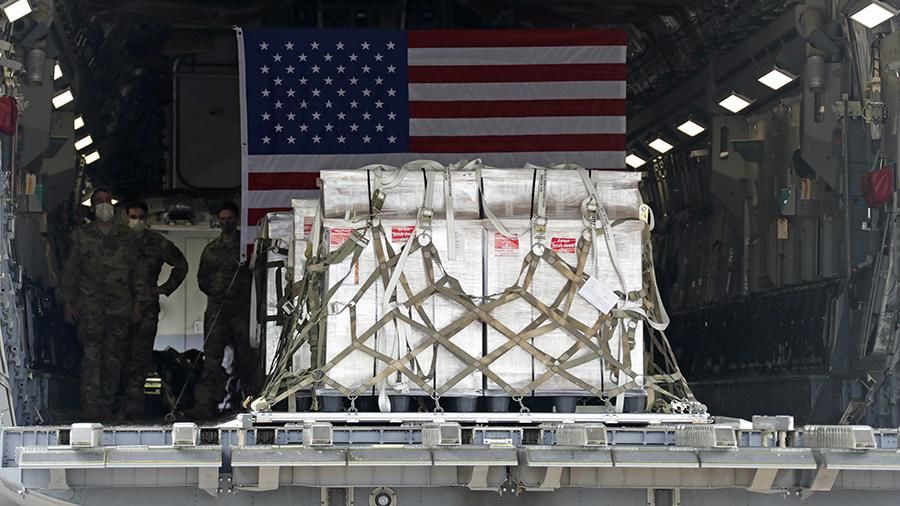 Власти США не могут найти отправленные Трампом за рубеж аппараты ИВЛ.