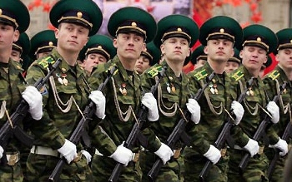 "Fortele ruse se retrag progresiv de la frontiera", a declarat purtatorul de cuvant Oleksei Dmitraskivski.