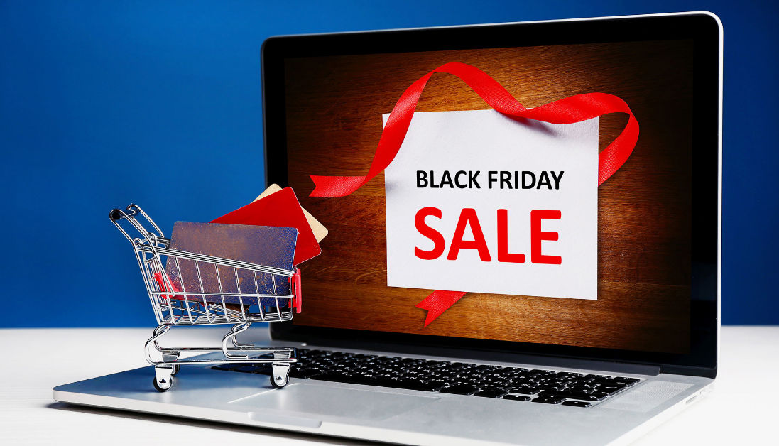 Americanii au cheltuit un record de 10,8 miliarde de dolari în magazinele online de Black Friday.
