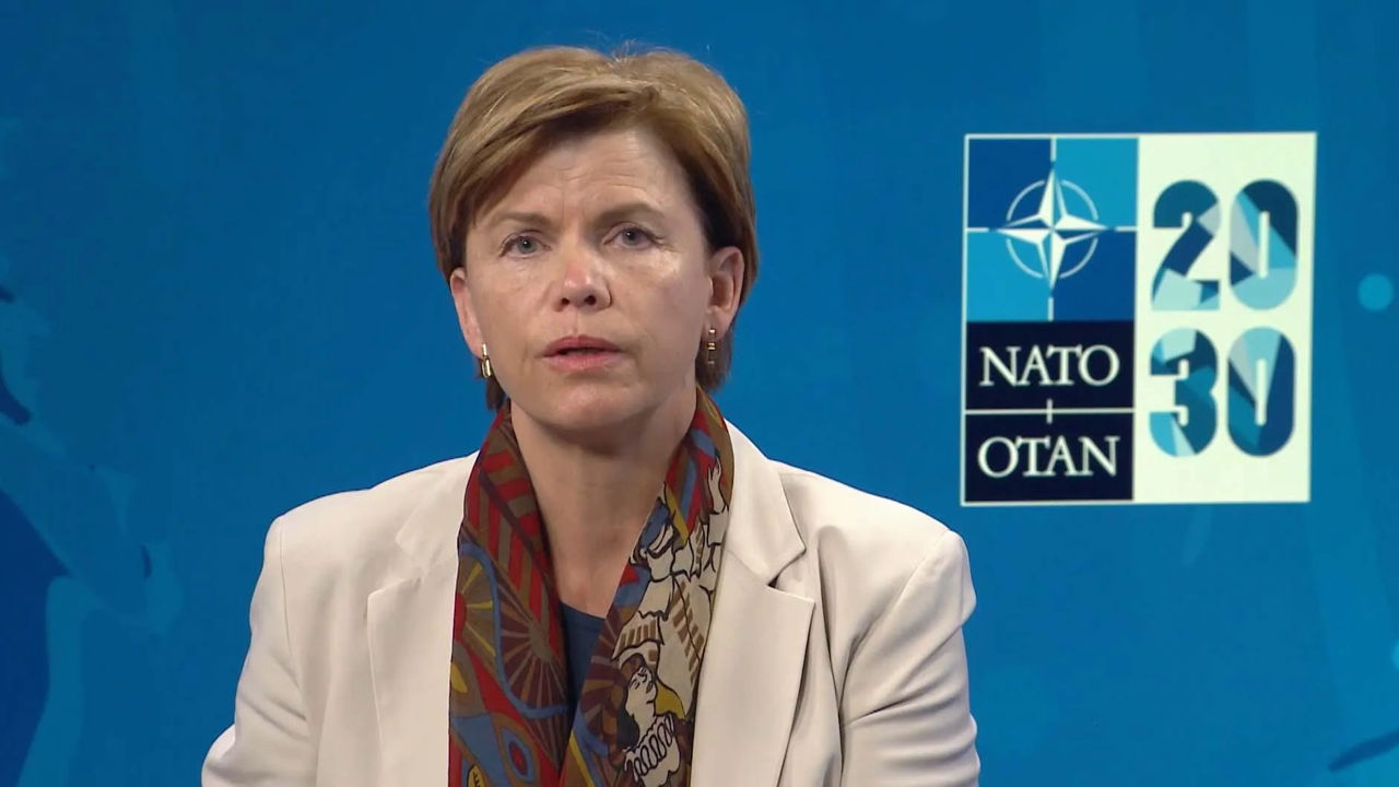 Помощница генерального секретаря НАТО по публичной политике Байба Браже.