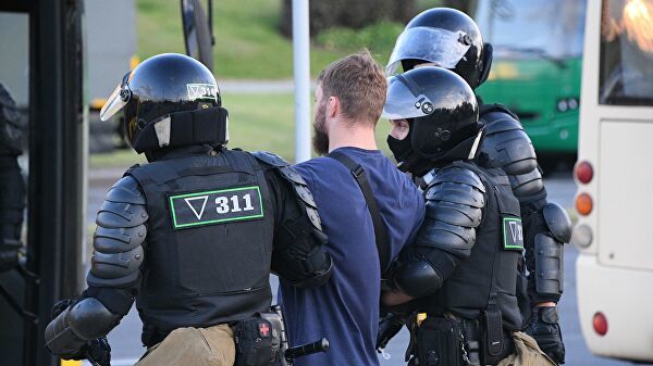 В Белоруссии 46 человек обвинили в насилии в отношении сотрудников МВД.