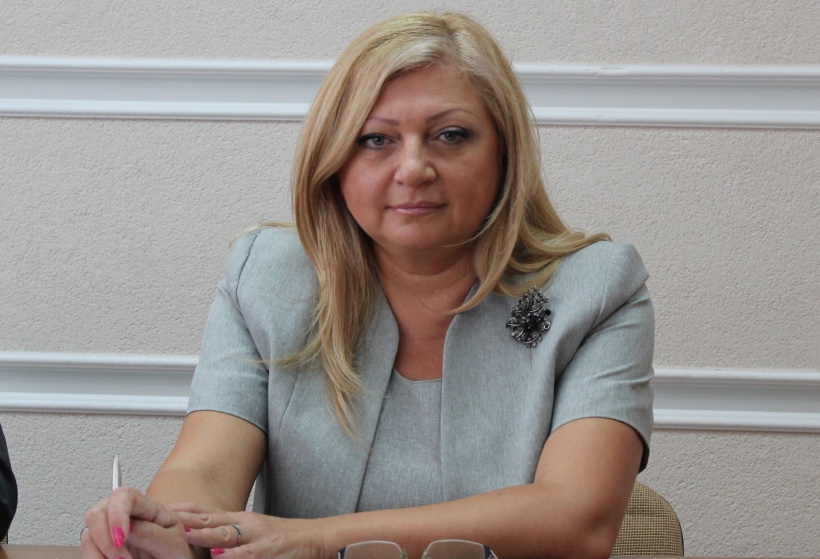 Омбудсмен Республики Молдова Аурелия Григориу награждена золотой медалью «Гейдар Алиев».