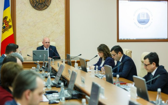 Кабмин одобрил законопроект о закреплении евроинтеграции в Конституции.