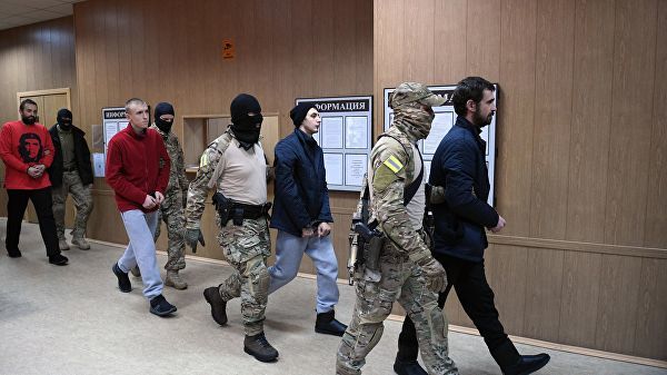 Адвокат заявлял, что следствие по делу задержанных в Керченском проливе украинских моряков завершено.