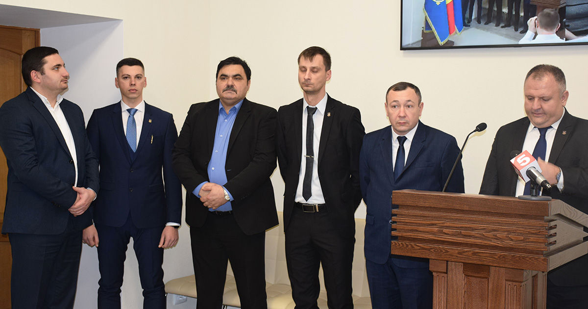 ВСП назначил шесть прокуроров: они принесли присягу 11 января.