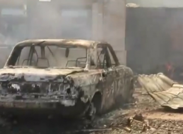 Noi lupte sangeroase in estul Ucrainei. Orasul Slaviansk ocupat de pro-rusi a fost bombardat de armata, iar, potrivit separatisitilor, patru persoane au fost ucise printre care si o fetita de 4 ani.