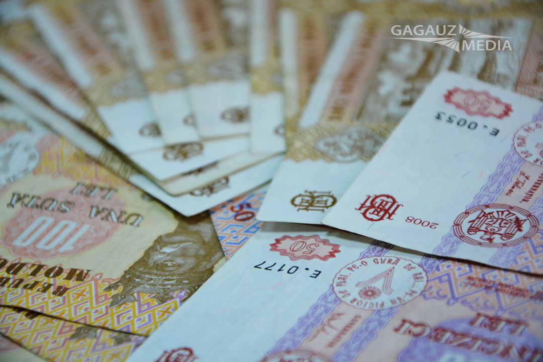 Пять комратских тяжелоатлетов будут получать стипендии.
