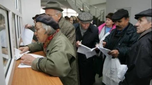 Moldova: În 2017, mai mulți pensionari și pensii mai mari