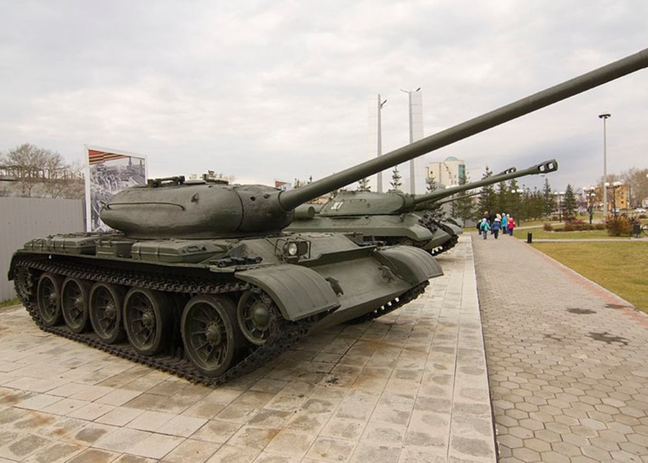 CIT: Россия снимает с хранения советские танки Т-54/55.