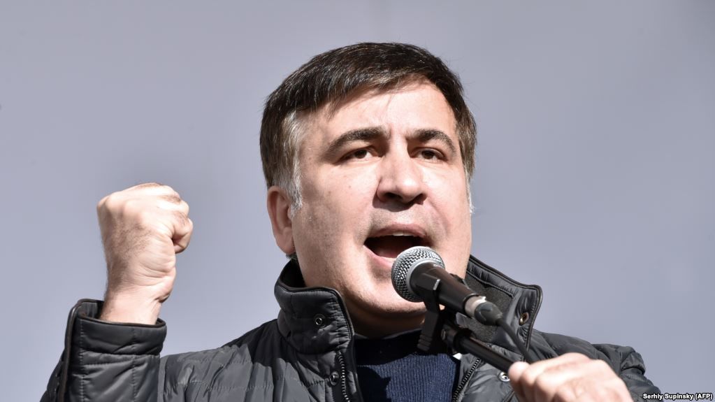 Mihail Saakașvili a cerut suporterilor săi din Ucraina să-l apere de Petro Poroșenko. Foto: AFP