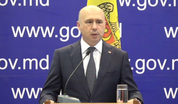 Premierul Pavel Filip a declarat că prima tranşă va fi oferită Moldovei imediat ce acordul va fi semnat. Foto: privesc.eu