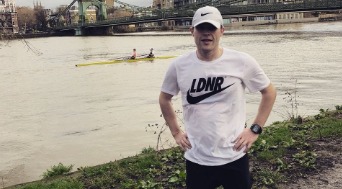 Украинские СМИ заподозрили Nike в "признании" Донбасса.