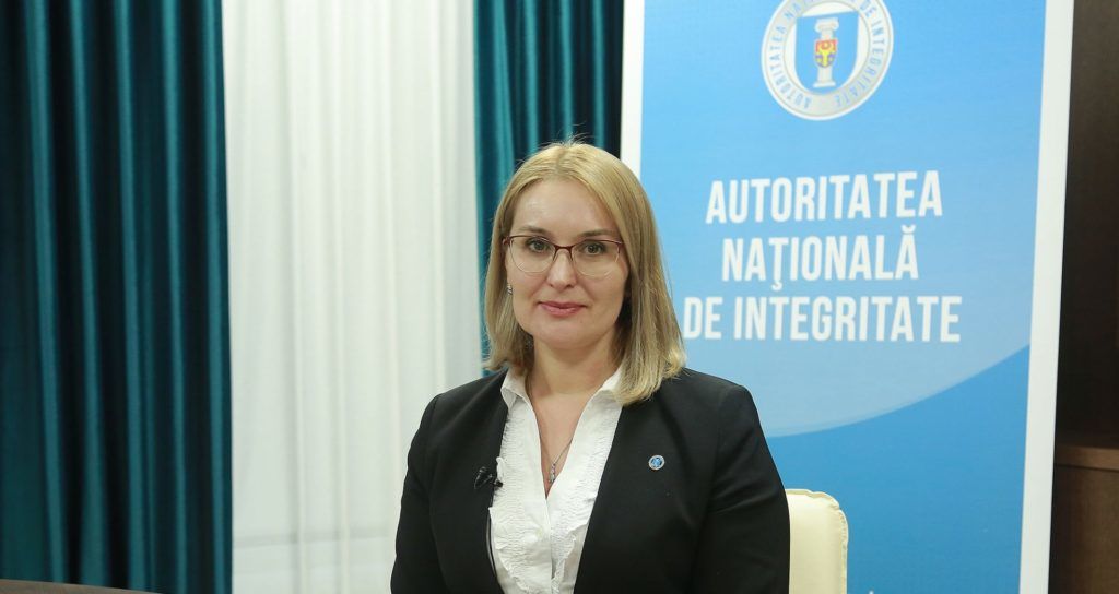 Председатель НОН обвиняется в превышении служебных полномочий.