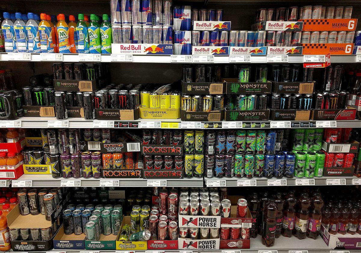 Experți: Taurina din băuturile energizante poate favoriza dezvoltarea cancerului de sânge.