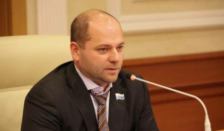 Unele alimente, electrocasnice şi maşini din import costă chiar de două ori mai mult decât în urmă cu câteva luni.