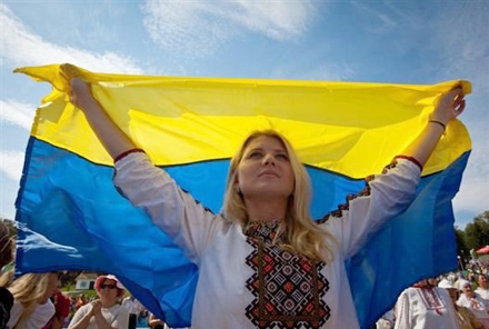 Еще совсем недавно население востока Украины считалось пассивным и не готовым к коллективным действиям, но сегодня все выглядит совершенно иначе.