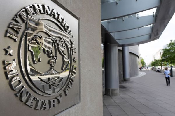 FMI menține prognoza de scădere a economiei moldoveneşti cu 1%, în 2015. Foto: eco.md