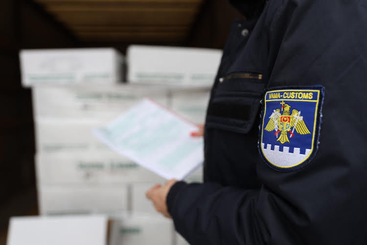 Обновлен список товаров, запрещенных к ввозу в РМ в качестве гуманитарной помощи.