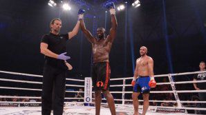 King of Kings: Colin George a reuşit cel mai frumos Knock-Out