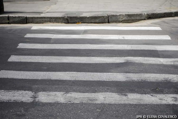 Из-за проблем с аукционом откладываются работы по нанесению дорожной разметки.