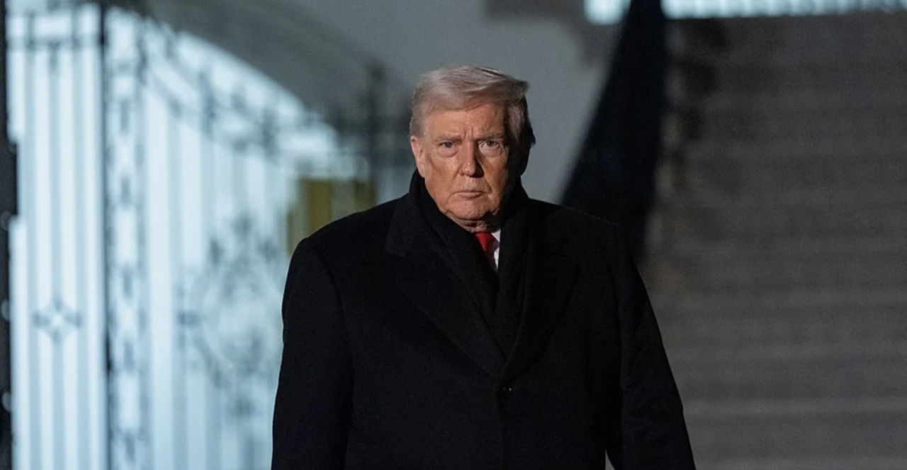 Трамп пригрозил Ирану военно-морской блокадой.