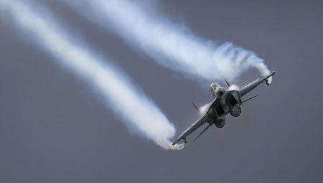 Acesta a mai precizat că are încredere în capacitatea piloților și a aeronavelor, iarîn prezent au loc o serie de antrenamente.