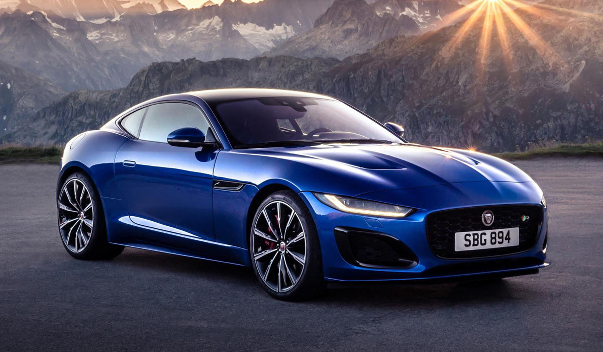 Jaguar показал обновленный спортивный автомобиль F-Type.