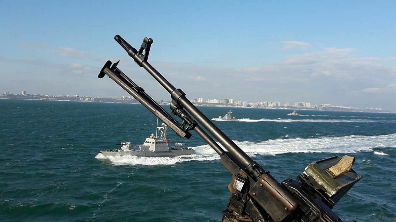 Украина намерена закупать корабли для баз в Черном море.