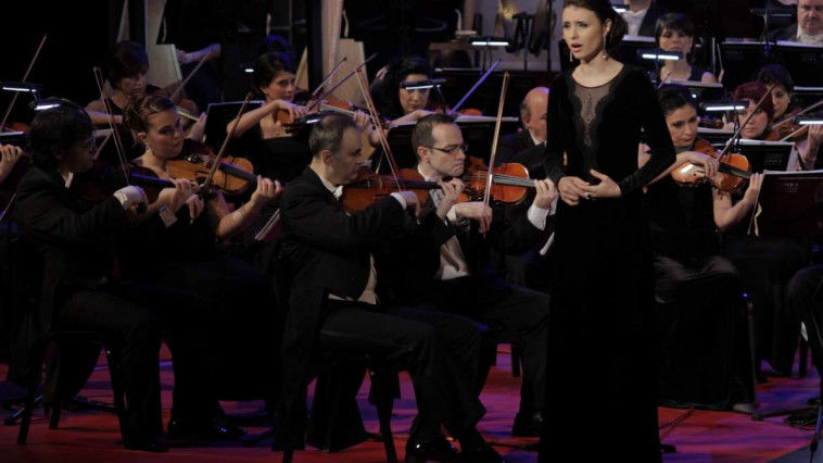 Valentina Naforniță va debuta la Opera Națională din Paris. Foto: cimec.ro