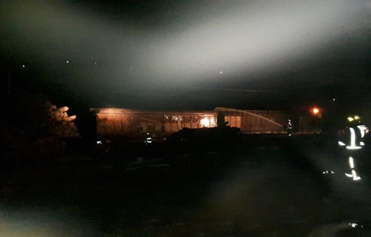 Pericol de explozie într-o gară din judeţul Prahova din România.