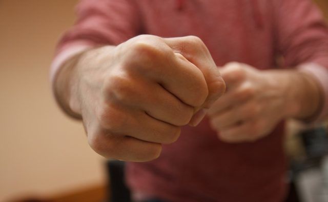 В Шолданештах мужчина был убит сыном сожительницы.