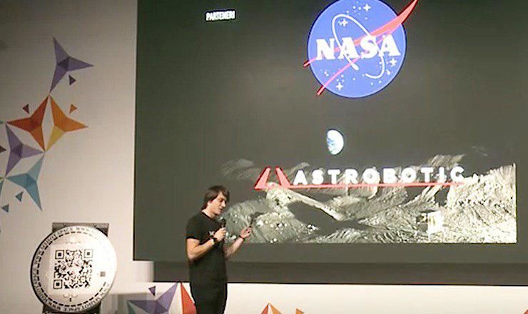 Разработчики уверяют, что сообщения доставят на Луну на ракете NASA.
