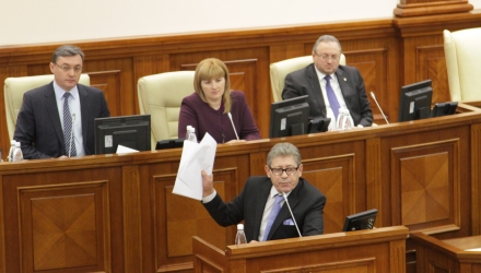 Un nou scandal între liberali și liberali-reformatori.