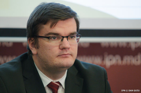 „Изменения, которых хотели добиться молодые люди, которые протестовали в апреле 2009 года, не произошли".