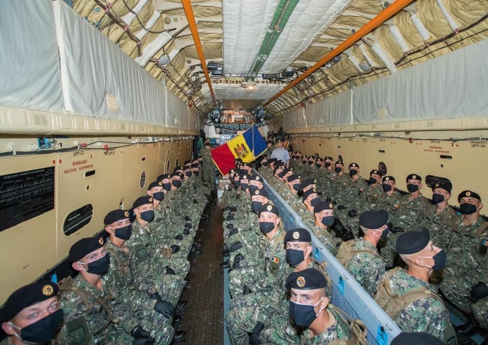 Минобороны: Военнослужащие, отправившиеся в Москву, не заражены COVID-19.