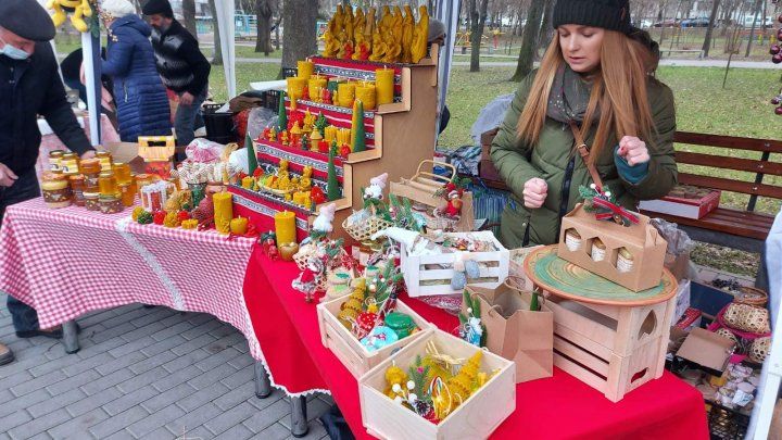 В Кишинёве проходит ярмарка молдавских производителей Crăciun Fest.