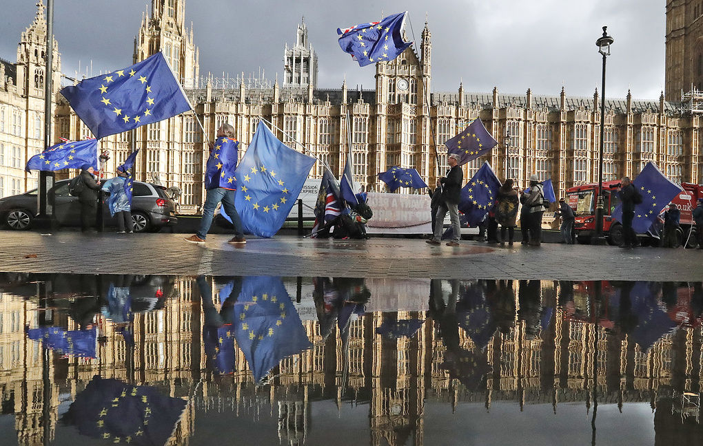 Суд ЕС заявил, что Лондон может в одностороннем порядке отменить Brexit.