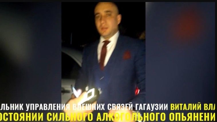 Poliţistul care l-a reţinut pe fratele başkanului Irina Vlah nu a fost dat afară din sistem.