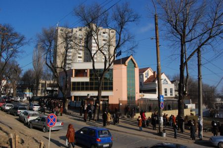 Schimbări majore la Consulatul României la Chişinău: Programare prealabilă. Foto: casata.md