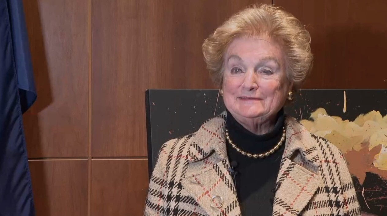 O profesoară de engleză în vârstă de 90 de ani din SUA, inclusă în Cartea Recordurilor Guinness.